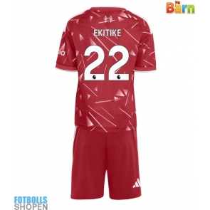 Billiga Liverpool Hugo Ekitike #22 Hemmatröja Barn 2026-27 Kortärmad (+ Korta byxor)